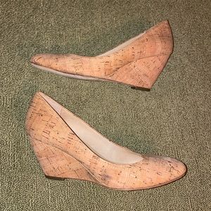 Kate Spade Real Leather (Vero Cuoio) Wedge Pump | Light Tan | Size 9M